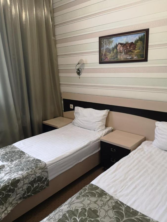 Hotel Voyage Kharkiv Bagian luar foto