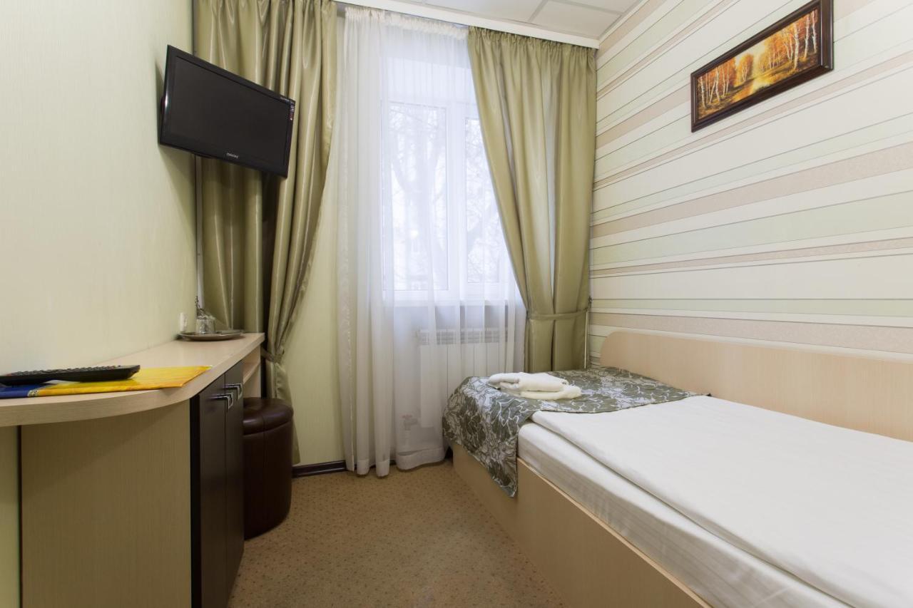Hotel Voyage Kharkiv Bagian luar foto