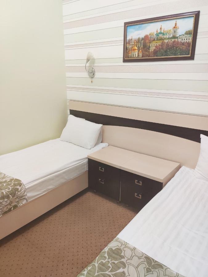 Hotel Voyage Kharkiv Bagian luar foto