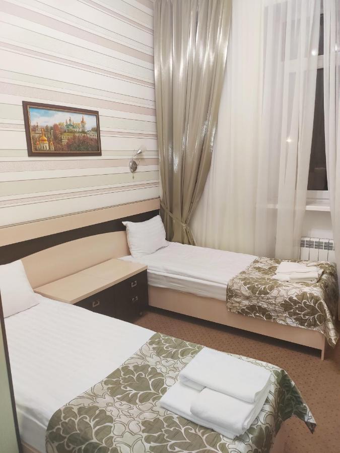 Hotel Voyage Kharkiv Bagian luar foto