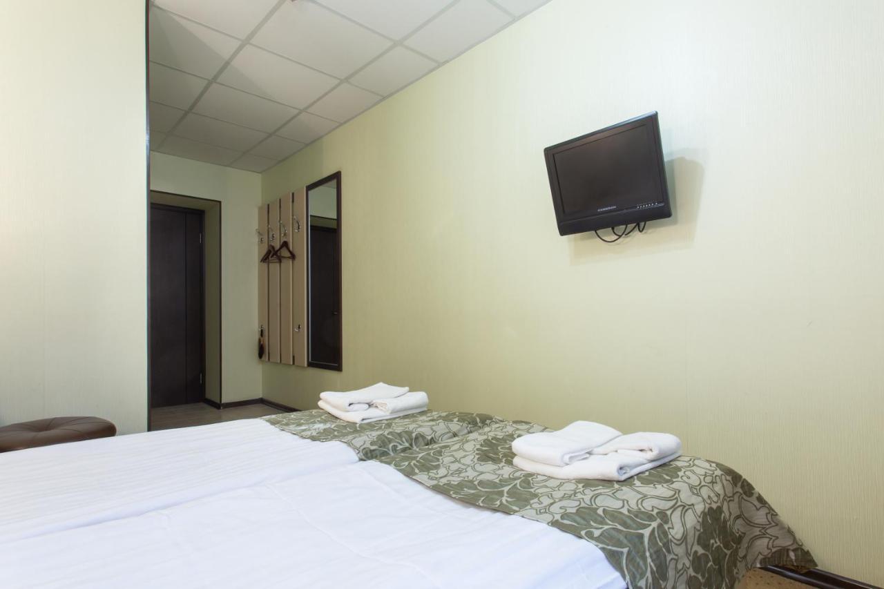 Hotel Voyage Kharkiv Bagian luar foto