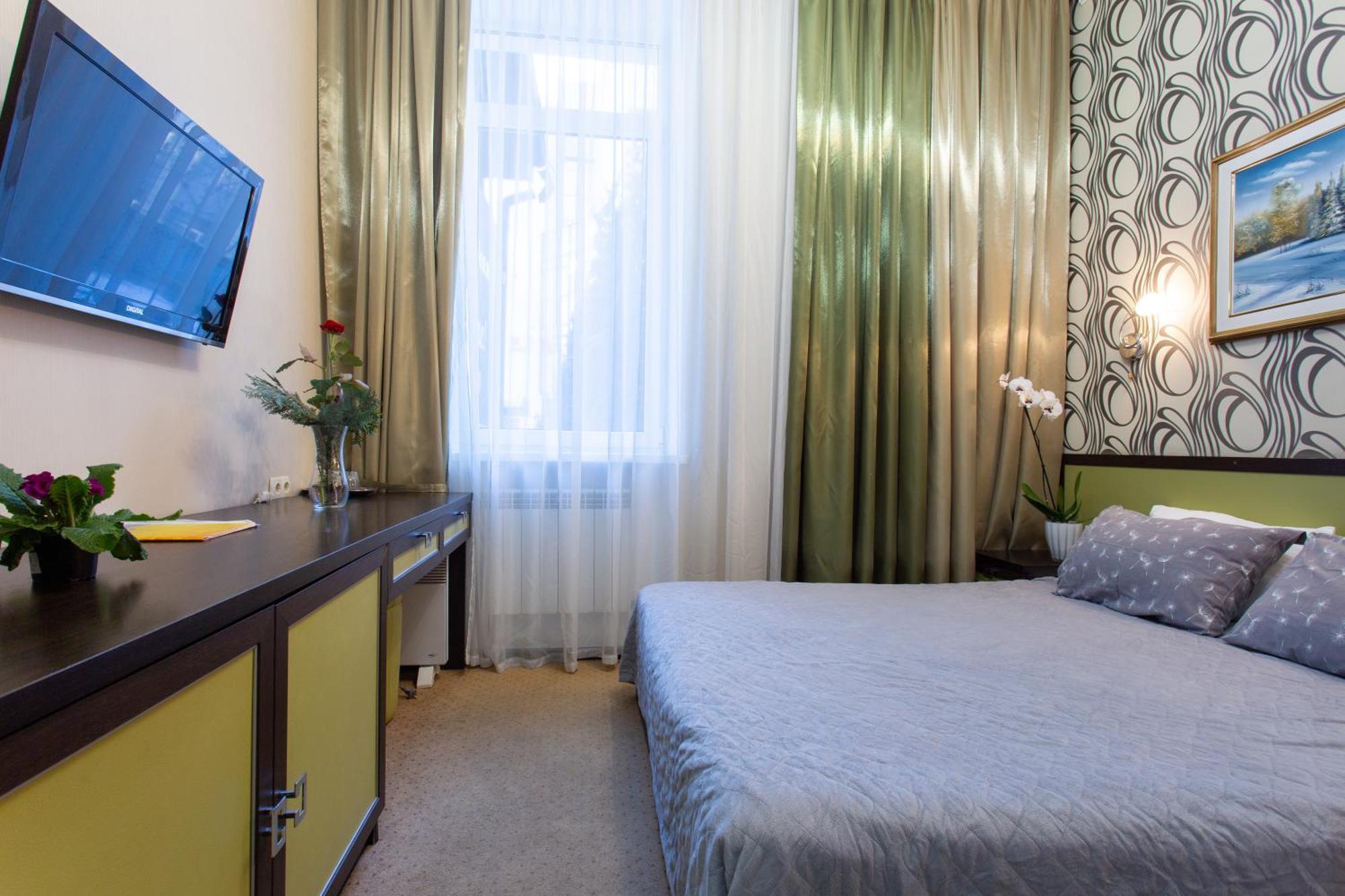 Hotel Voyage Kharkiv Bagian luar foto